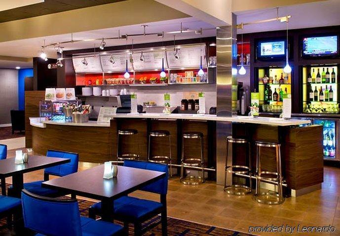 Courtyard Syracuse Carrier Circle Hotel East Syracuse Restaurant foto